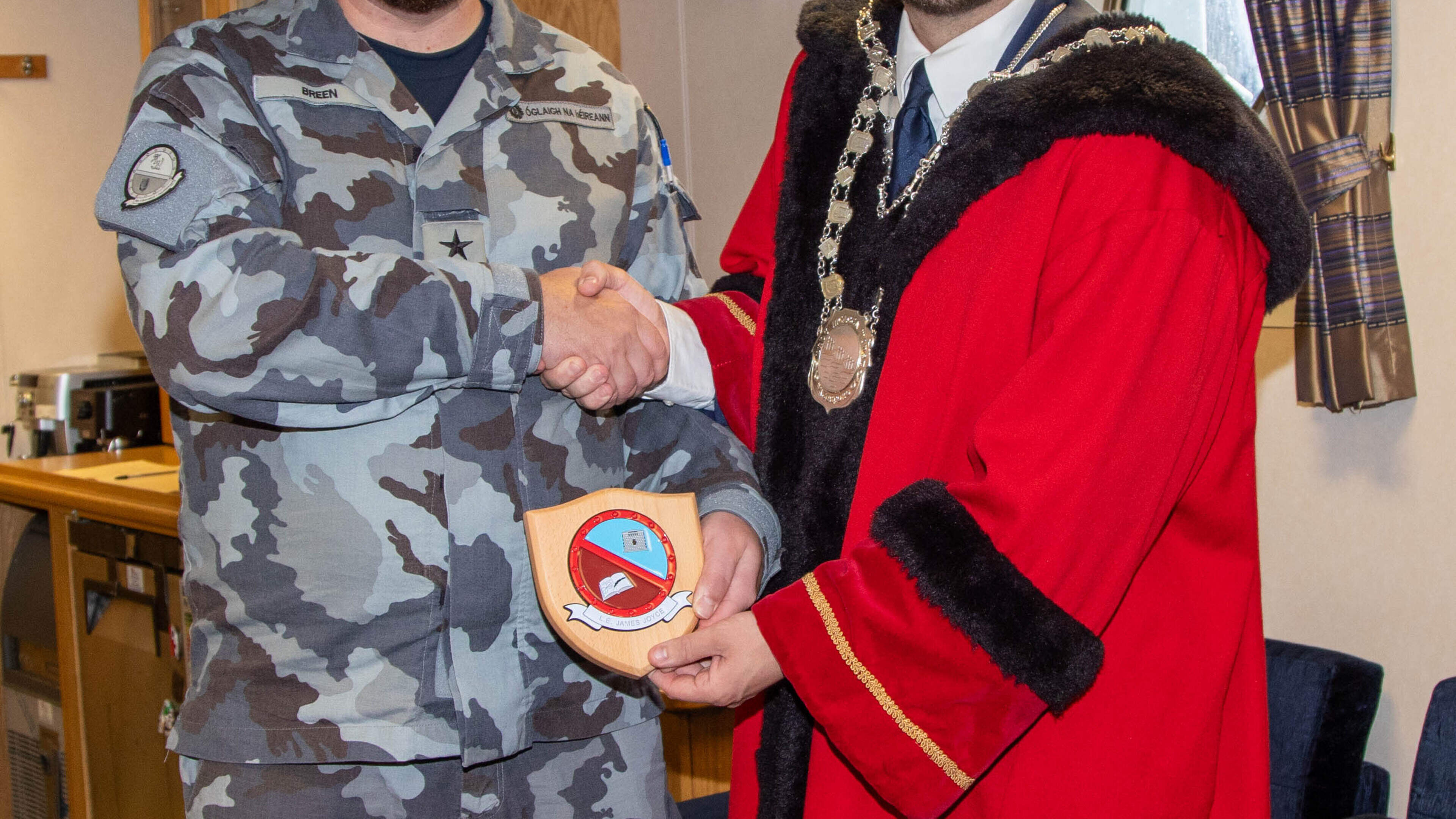 Mayor of Waterford upholds centuries-old maritime tradition of ‘reclaiming the waters’